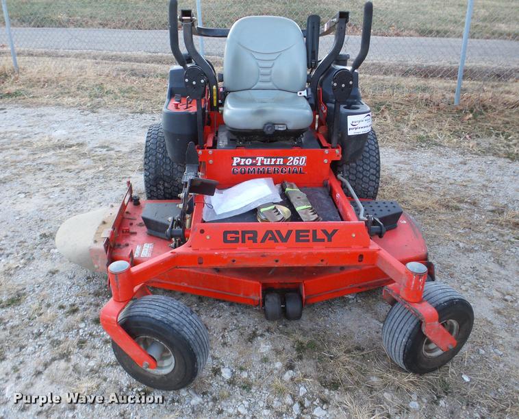 image for item DB5389 Gravely Pro Turn Z60 lawn mower