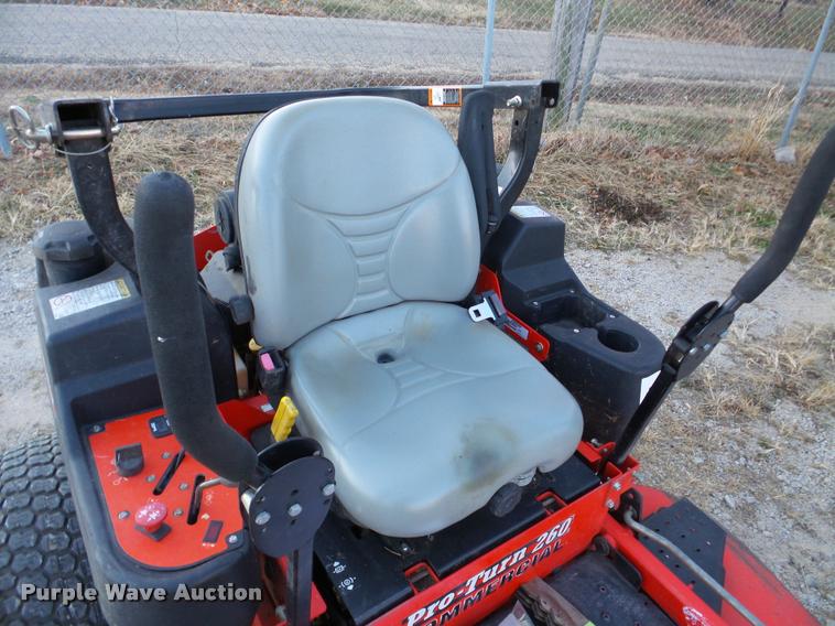 image for item DB5389 Gravely Pro Turn Z60 lawn mower