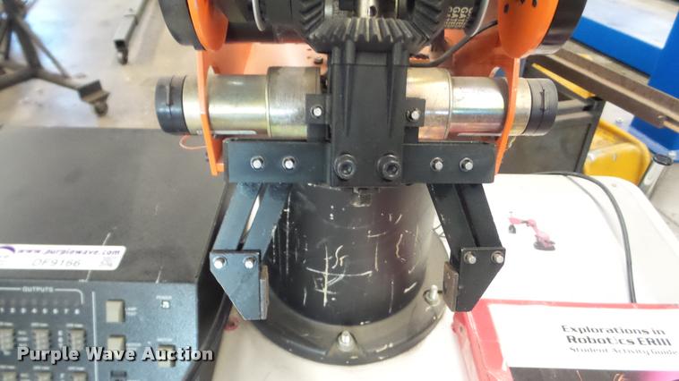 image for item DF9166 Eshed Scorbot-ER111 robotic arm