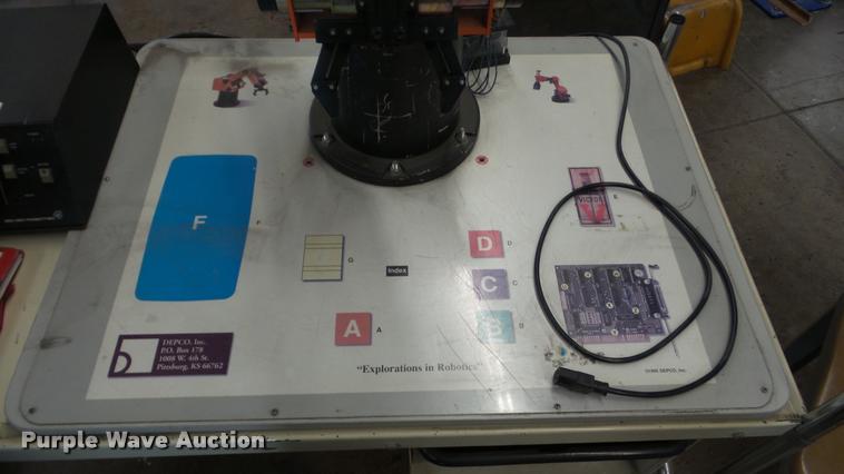 image for item DF9166 Eshed Scorbot-ER111 robotic arm