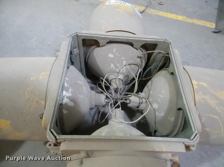 image for item DF9500 (2) stop lights