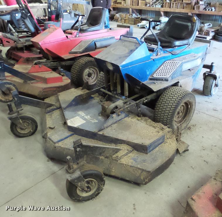 image for item DF9502 Denies Magnum 2200 lawn mower