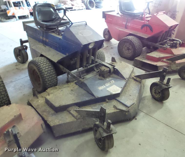 image for item DF9502 Denies Magnum 2200 lawn mower