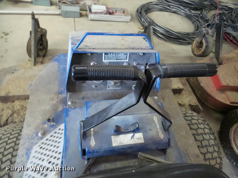 image for item DF9502 Denies Magnum 2200 lawn mower