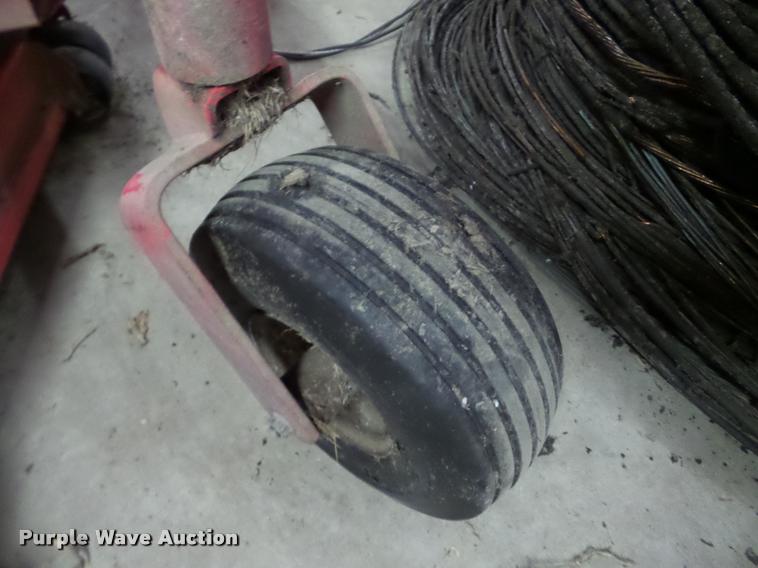 image for item DF9504 Gravely Promaster 272 lawn mower