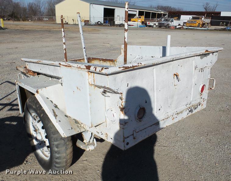 image for item DF9505 Utility trailer