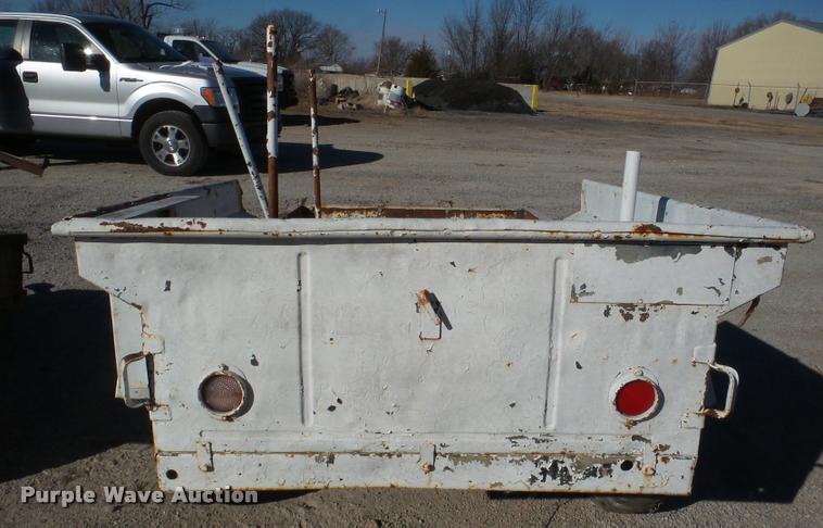 image for item DF9505 Utility trailer