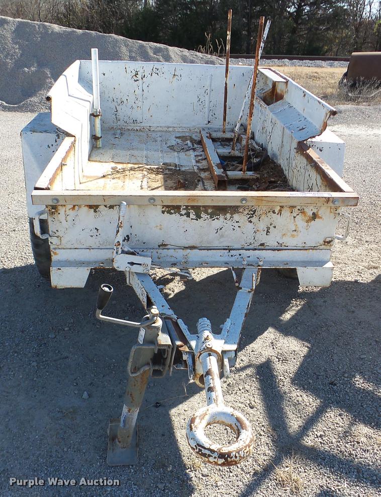 image for item DF9505 Utility trailer