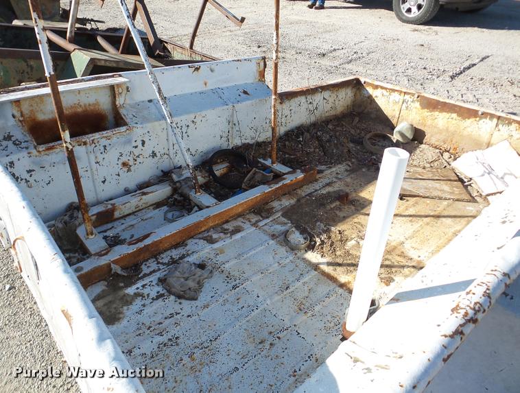 image for item DF9505 Utility trailer