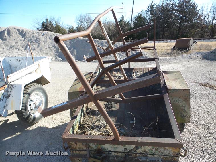 image for item DF9506 Utility trailer