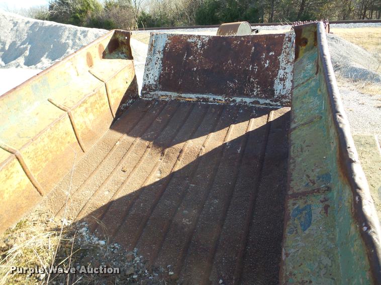 image for item DF9507 Utility trailer