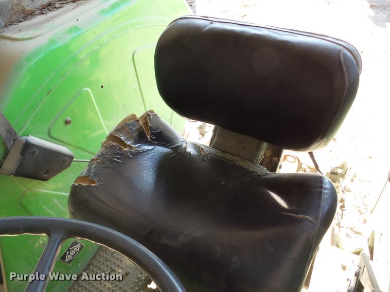 image for item DF9508 Deutz Allis F3L912 tractor