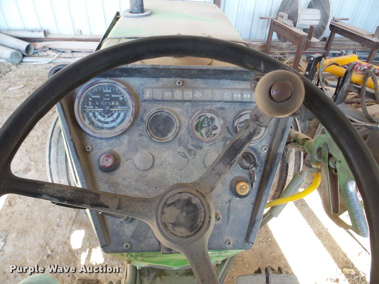 image for item DF9508 Deutz Allis F3L912 tractor