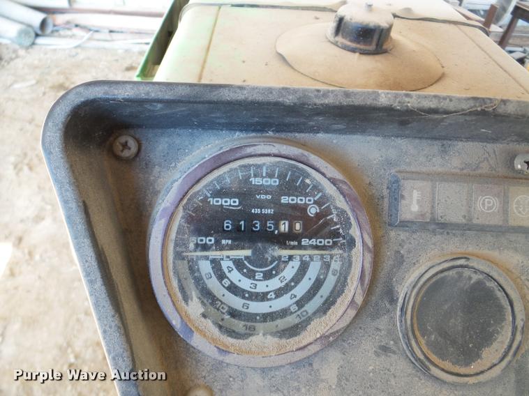 image for item DF9508 Deutz Allis F3L912 tractor