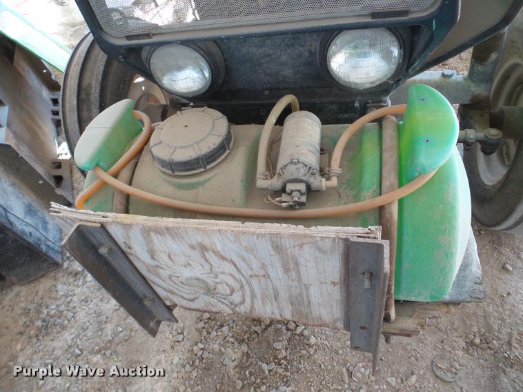 image for item DF9508 Deutz Allis F3L912 tractor