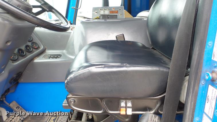 image for item DG9096 2006 Sterling Condor American Lafrance refuse truck