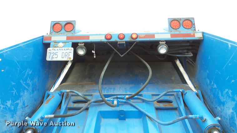 image for item DG9096 2006 Sterling Condor American Lafrance refuse truck