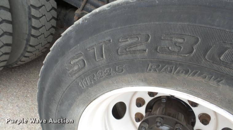 image for item DG9096 2006 Sterling Condor American Lafrance refuse truck