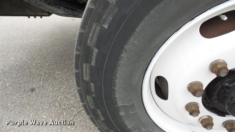 image for item DG9096 2006 Sterling Condor American Lafrance refuse truck