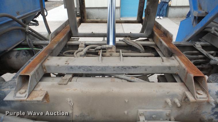 image for item DG9096 2006 Sterling Condor American Lafrance refuse truck