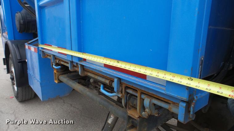 image for item DG9096 2006 Sterling Condor American Lafrance refuse truck