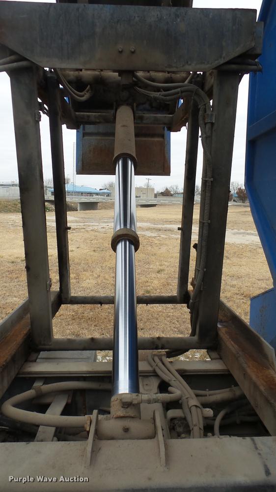 image for item DG9096 2006 Sterling Condor American Lafrance refuse truck