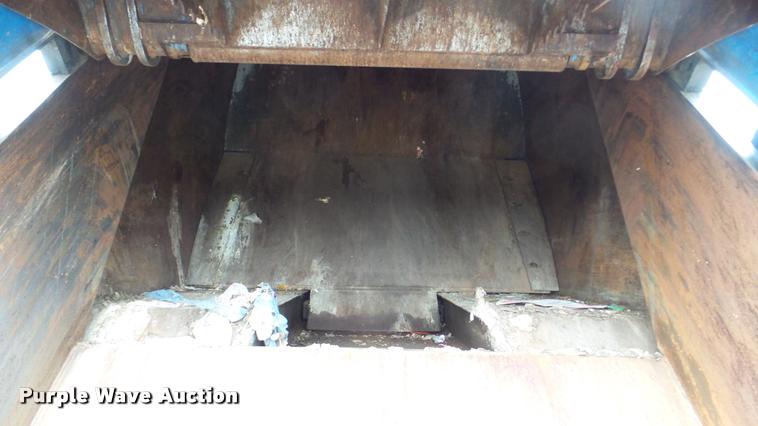 image for item DG9096 2006 Sterling Condor American Lafrance refuse truck