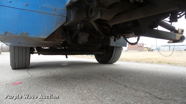 image for item DG9096 2006 Sterling Condor American Lafrance refuse truck