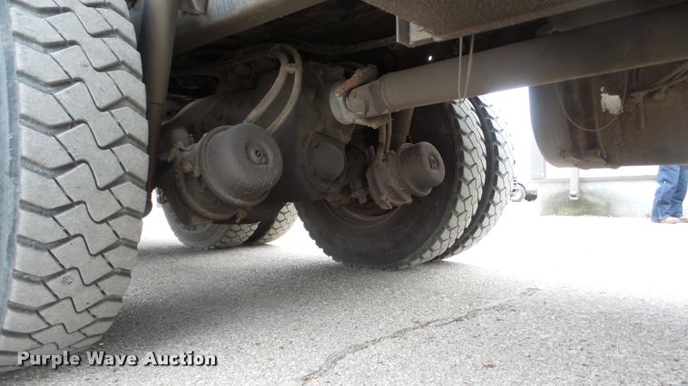 image for item DG9096 2006 Sterling Condor American Lafrance refuse truck