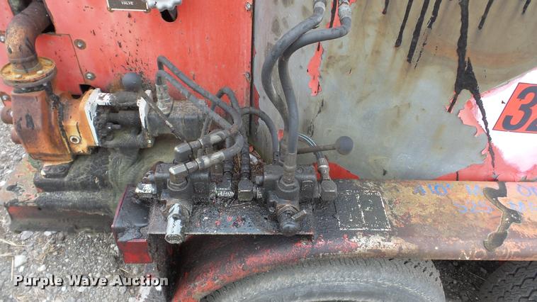 image for item DG9097 1998 Crafco EZ Pour melter/applicator