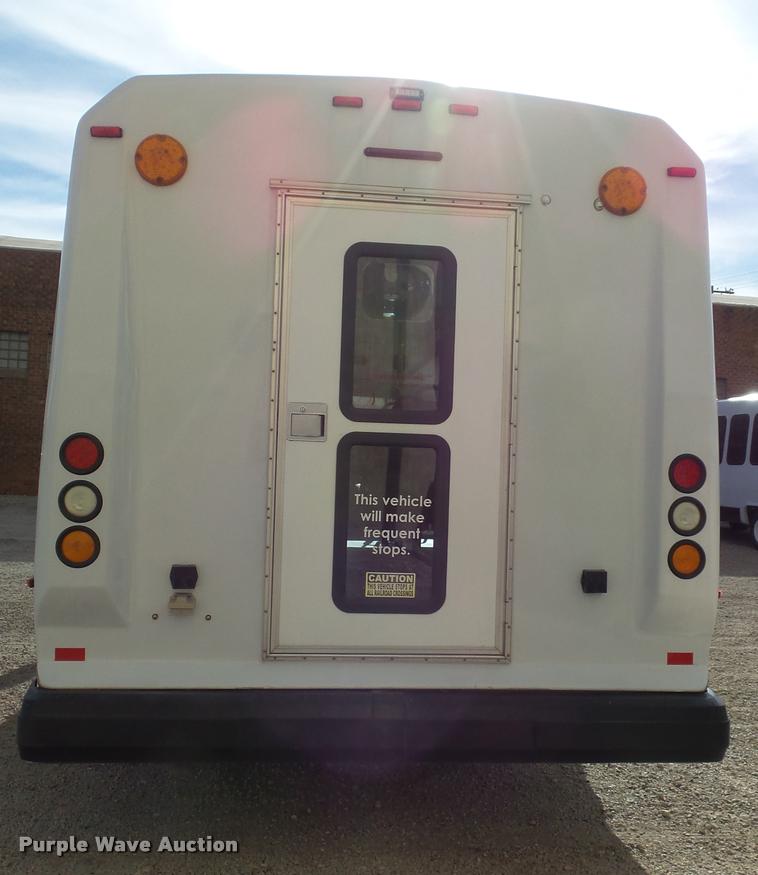 image for item J5713 2010 Ford Econoline E450 Super Duty Eldorado shuttle bus