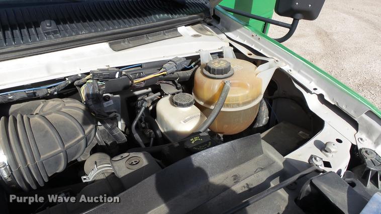 image for item J5713 2010 Ford Econoline E450 Super Duty Eldorado shuttle bus