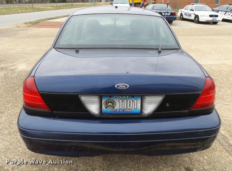 image for item K1007 2006 Ford Crown Victoria Police Interceptor