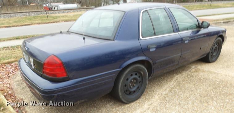 image for item K1007 2006 Ford Crown Victoria Police Interceptor