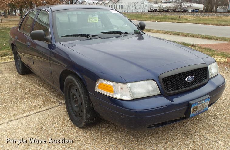 image for item K1007 2006 Ford Crown Victoria Police Interceptor