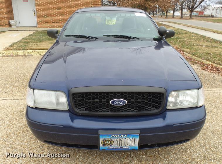 image for item K1007 2006 Ford Crown Victoria Police Interceptor