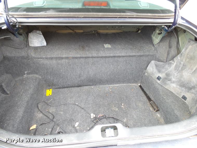 image for item K1007 2006 Ford Crown Victoria Police Interceptor