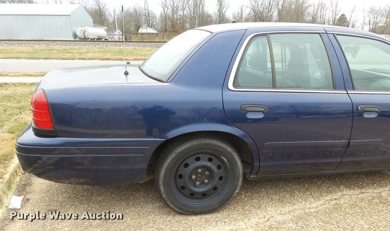 image for item K1007 2006 Ford Crown Victoria Police Interceptor