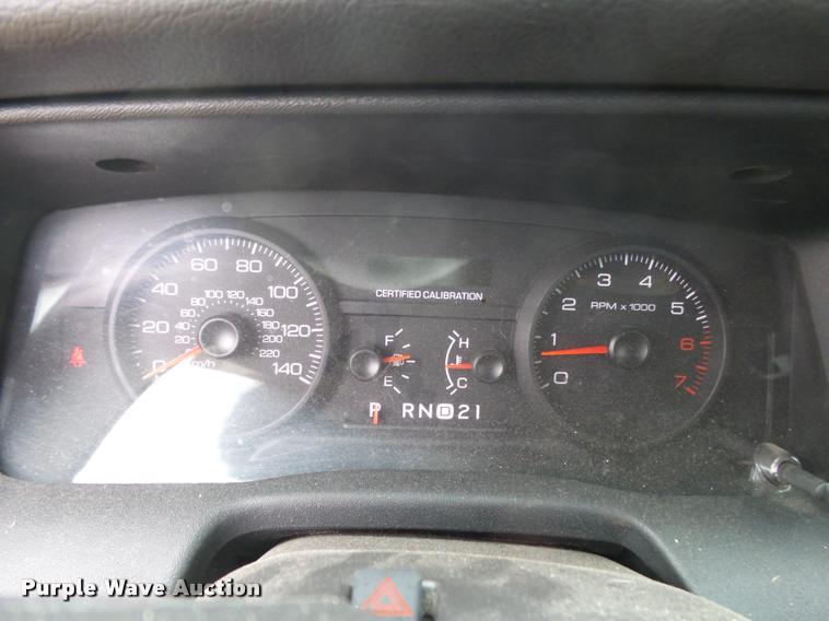 image for item K1007 2006 Ford Crown Victoria Police Interceptor