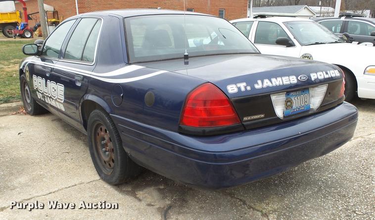 image for item K1008 2006 Ford Crown Victoria Police Interceptor