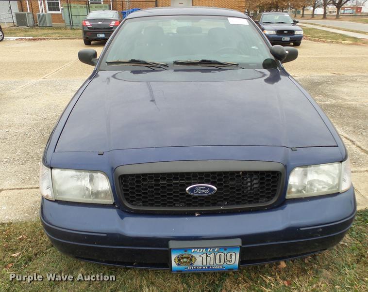 image for item K1008 2006 Ford Crown Victoria Police Interceptor