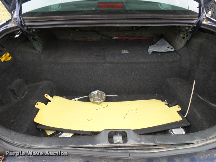 image for item K1008 2006 Ford Crown Victoria Police Interceptor