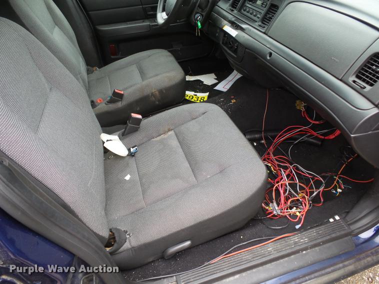 image for item K1008 2006 Ford Crown Victoria Police Interceptor