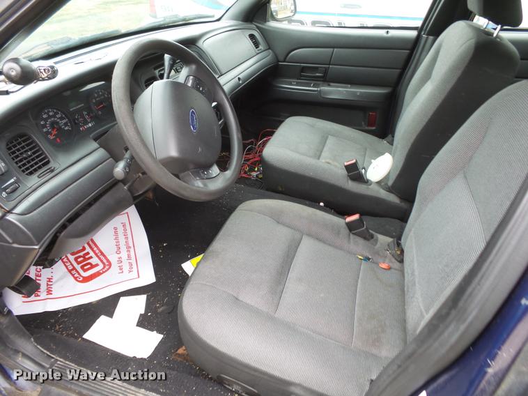 image for item K1008 2006 Ford Crown Victoria Police Interceptor