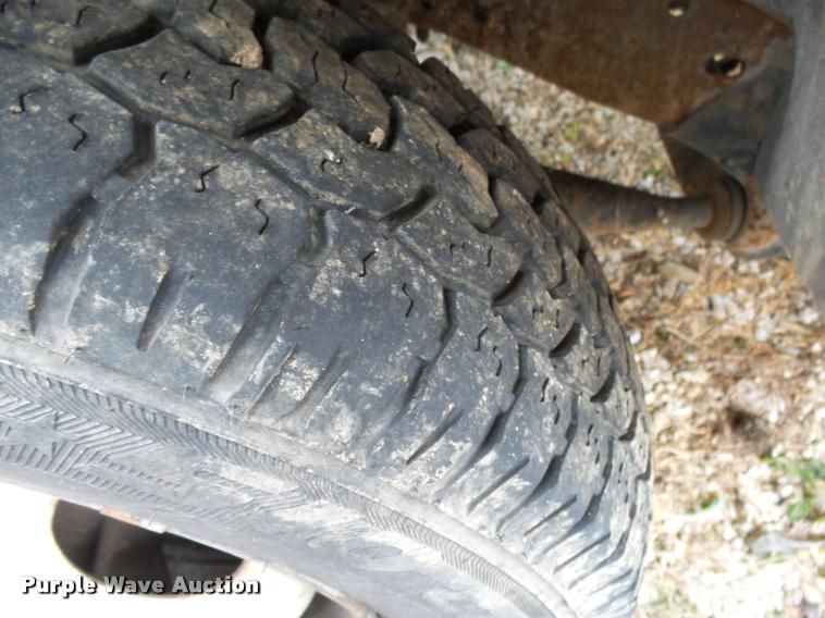 image for item K1009 1995 Ford F350 refuse truck