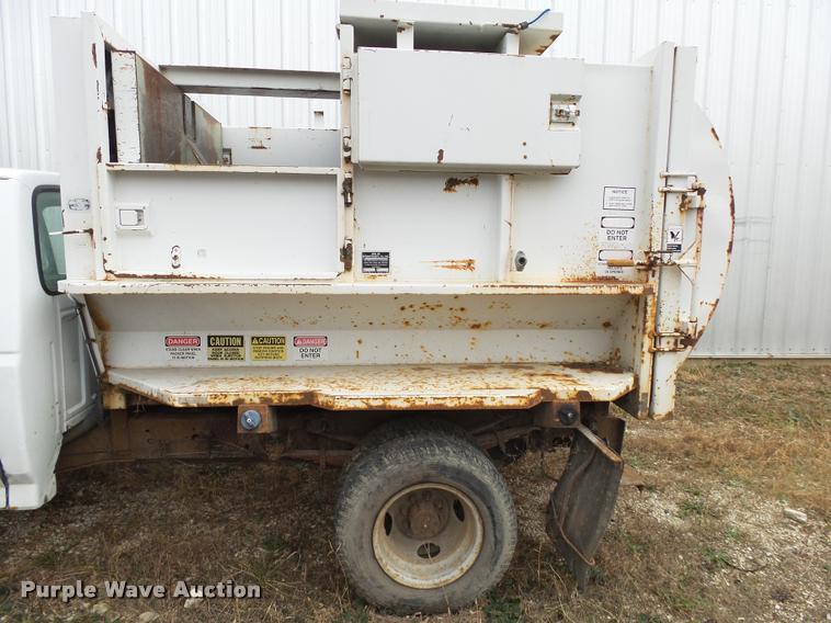 image for item K1009 1995 Ford F350 refuse truck