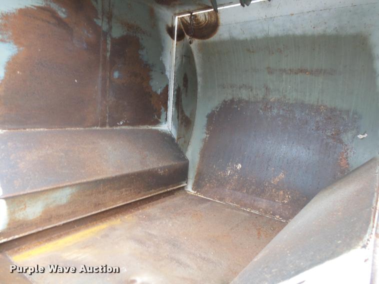 image for item K1009 1995 Ford F350 refuse truck