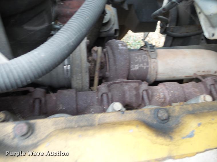 image for item K1010 2002 GMC C8500 refuse truck