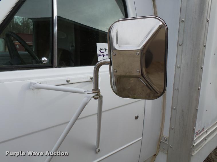 image for item K3413 1988 GMC Vandura G3500 box truck