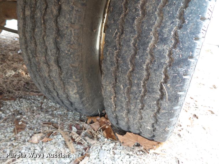 image for item K3413 1988 GMC Vandura G3500 box truck